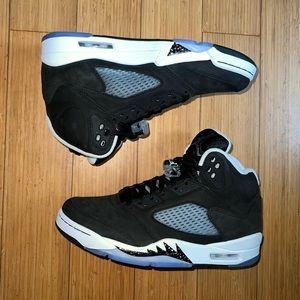 Air Jordan 5 Retro Mens Black White Grey 8